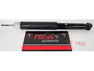 Used Rear shock absorber, left Renault Clio IV (5R) Price € 15,00 Margin scheme offered by Focus Automotive