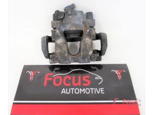 Used Front brake calliper, right Renault Clio IV (5R) Price € 12,99 Margin scheme offered by Focus Automotive