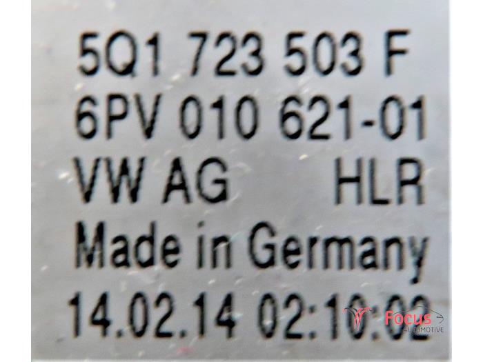 Throttle pedal position sensor Volkswagen Golf VII Variant 2.0 TDI 150