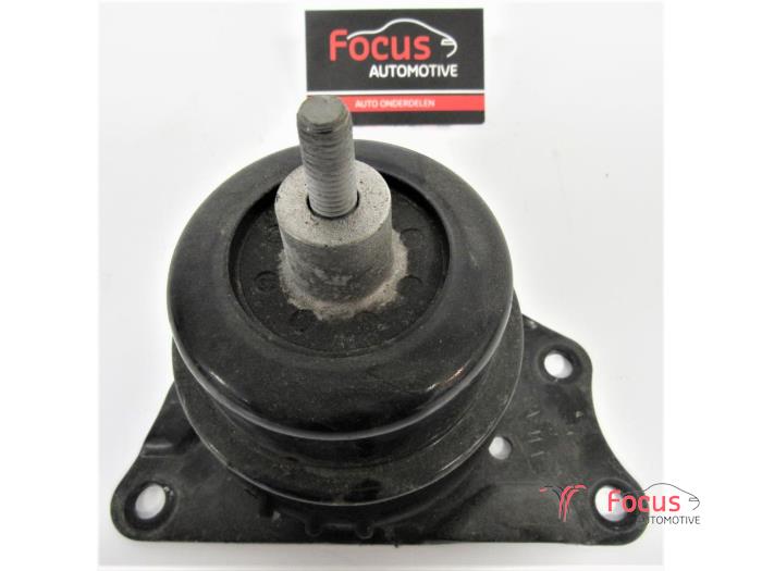 Engine mount from a Volkswagen Polo V (6R) 1.2 TSI 16V BlueMotion Technology 2014
