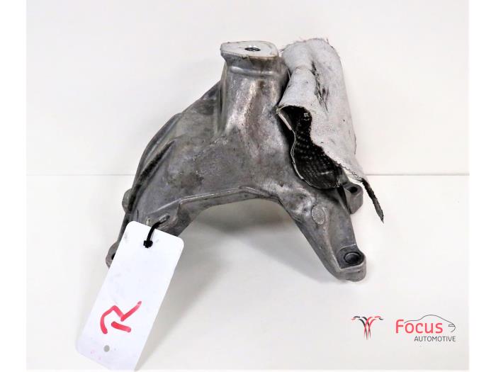 Used Engine mount Audi A5 Sportback (8TA) 1.8 TFSI 16V Price € 35,00 Margin scheme offered by Focus Automotive