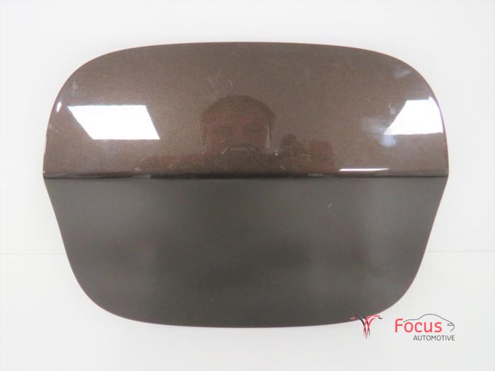 Audi Q5 Tank cap covers stock