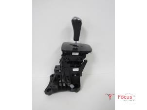 Used Automatic gear selector Peugeot 3008 I (0U/HU) 1.6 HDiF 16V Price € 150,00 Margin scheme offered by Focus Automotive