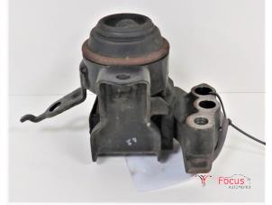 Used Engine mount Daihatsu Cuore (L251/271/276) 1.0 12V DVVT Price € 30,00 Margin scheme offered by Focus Automotive
