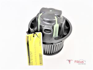 Used Heating and ventilation fan motor Peugeot 207/207+ (WA/WC/WM) 1.6 HDiF 16V Price € 14,95 Margin scheme offered by Focus Automotive