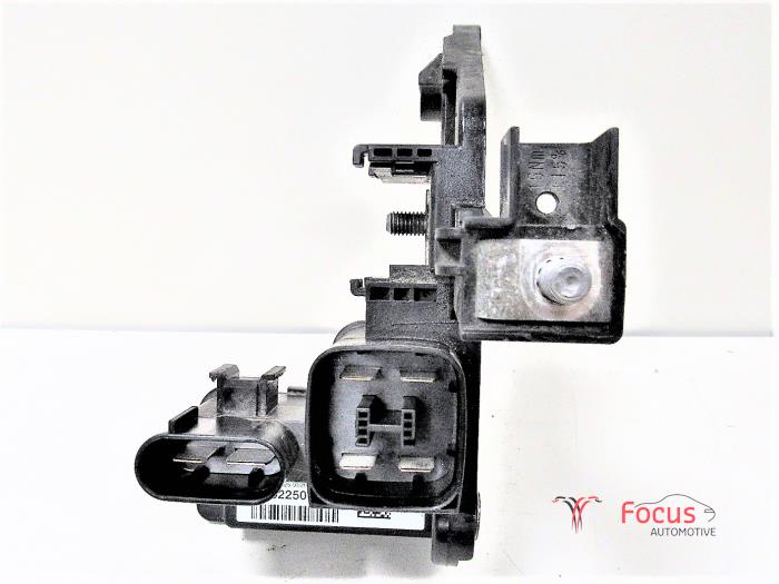 Used Ignition module BMW 1 serie (F20) 116d 1.6 16V Efficient Dynamics Price € 35,00 Margin scheme offered by Focus Automotive