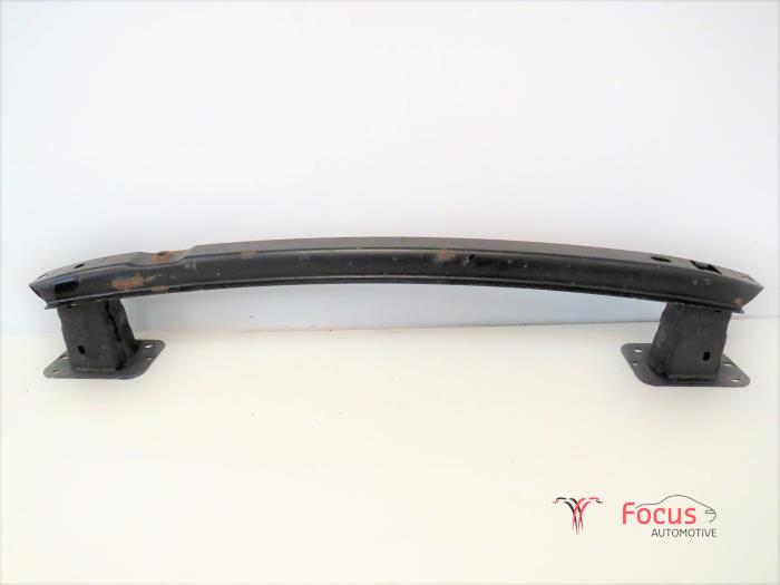 Rear bumper frame from a Ford Focus 2 1.8 TDCi 16V 2008