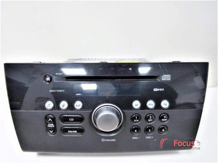 Reproductor de CD y radio de un Suzuki Swift (ZA/ZC/ZD1/2/3/9) 1.3 VVT 16V 2005