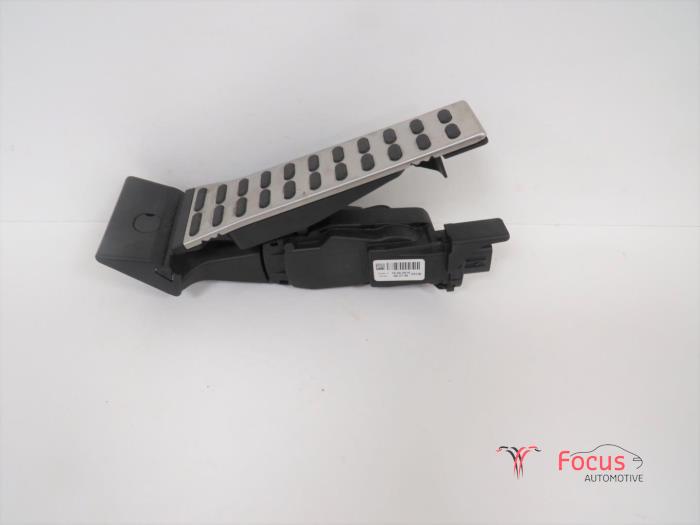 Throttle pedal position sensor Kia Sportage 2.0 CRDi 185 16V VGT 4x4