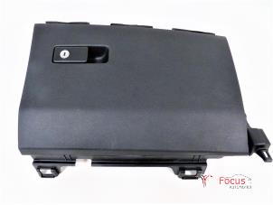 Used Glovebox Kia Sportage (QL) 2.0 CRDi 185 16V VGT 4x4 Price € 75,00 Margin scheme offered by Focus Automotive