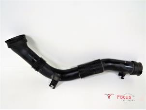 Used Air intake hose Opel Corsa D 1.3 CDTi 16V Ecotec Price € 5,00 Margin scheme offered by Focus Automotive
