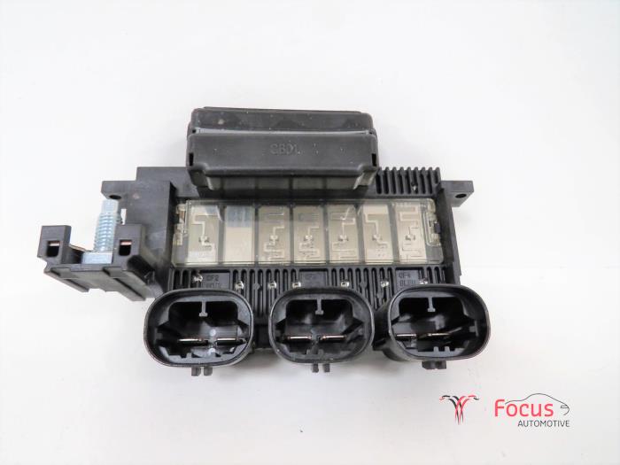 Fuse box from a Peugeot Expert (G9) 1.6 HDi 90 2010