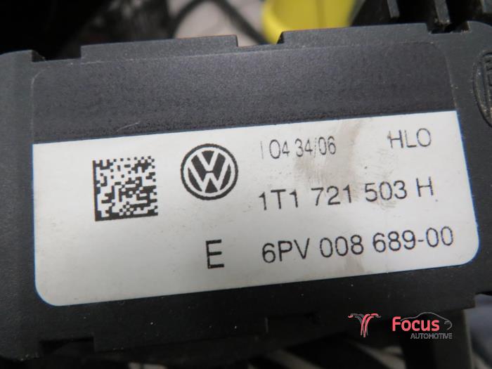 Sensor de posición de acelerador de un Volkswagen Caddy III (2KA,2KH,2CA,2CH) 2.0 SDI 2007