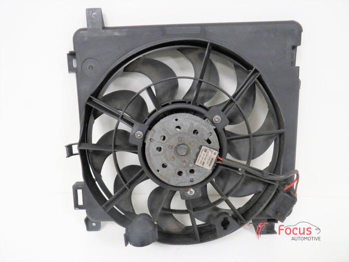 Cooling fans Opel Zafira 1.9 CDTI 0130303304 Focus Automotive