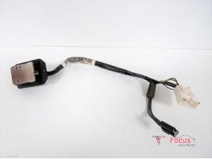 Used Heater resistor Toyota Yaris (P1) 1.3 16V VVT-i Price € 25,00 Margin scheme offered by Focus Automotive