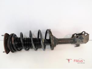 Used Front shock absorber rod, right Toyota Yaris (P1) 1.3 16V VVT-i Price € 30,00 Margin scheme offered by Focus Automotive