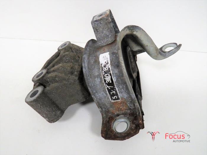 Used Engine mount Fiat Panda (169) 1.3 JTD 16V Multijet Price € 15,00 Margin scheme offered by Focus Automotive