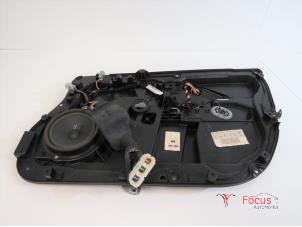 Usagé Lève vitre électrique avant droit Ford Fiesta 6 (JA8) 1.6 TDCi 16V Prix € 30,00 Règlement à la marge proposé par Focus Automotive