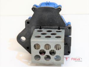 Used Cooling fan resistor Peugeot 308 (4A/C) 1.6 VTI 16V Price € 12,50 Margin scheme offered by Focus Automotive