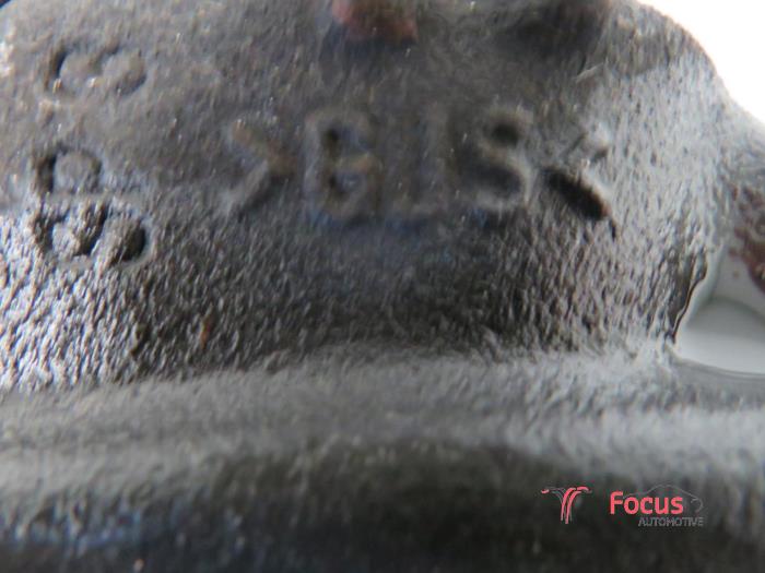 Front brake calliper, left from a BMW X1 (E84) xDrive 18d 2.0 16V 2014