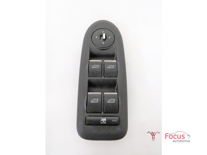 Usados Interruptor combinado de ventanillas Ford C-Max (DM2) 1.8 TDCi 16V Precio € 30,00 Norma de margen ofrecido por Focus Automotive