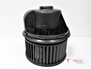 Używane Silnik wentylatora nagrzewnicy Ford C-Max (DM2) 1.8 TDCi 16V Cena € 35,00 Procedura marży oferowane przez Focus Automotive