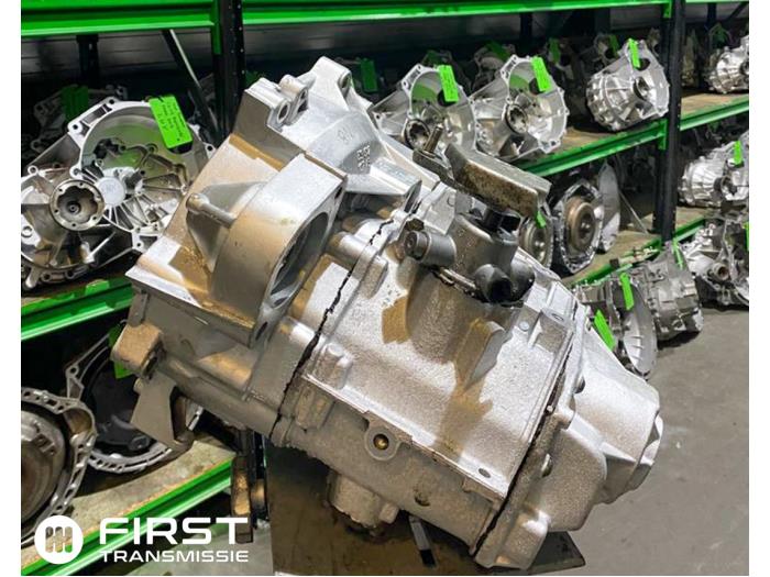 Boîte de vitesse Volkswagen Golf V Variant 1.4 TSI 122 16V - 0AJ300040R ...