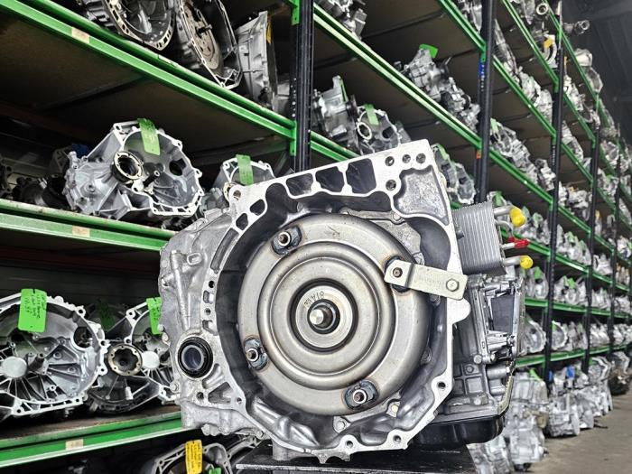 Getriebe Nissan Qashqai (J12), 2021 1.3 DIG-T MHEV 16V, SUV, Elektrisch Benzin, 1.332cc, 116kW (158pk), FWD, HR13DDT, 2021-06, J12AA04; J12AA05; J12AA06; J12AA13; J12AA14; J12AA15; J12AA16; J12AA17; J12AA18 (Überprüft)