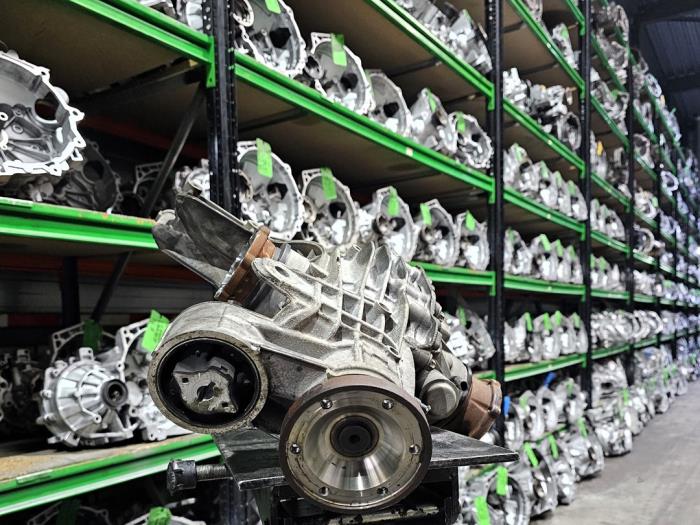 Differential hinten van een Audi A6 (C8) 2.0 40 TDI Mild hybrid Quattro 2020