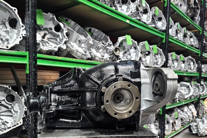 Generalüberholte Differential hinten BMW 3 serie (E30/2C) 325i Preis auf Anfrage angeboten von First Transmissie