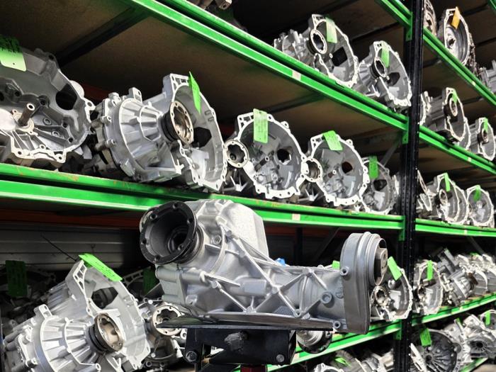 Differential vorne van een Volkswagen Amarok 2.0 TDI 16V 4Motion 2012