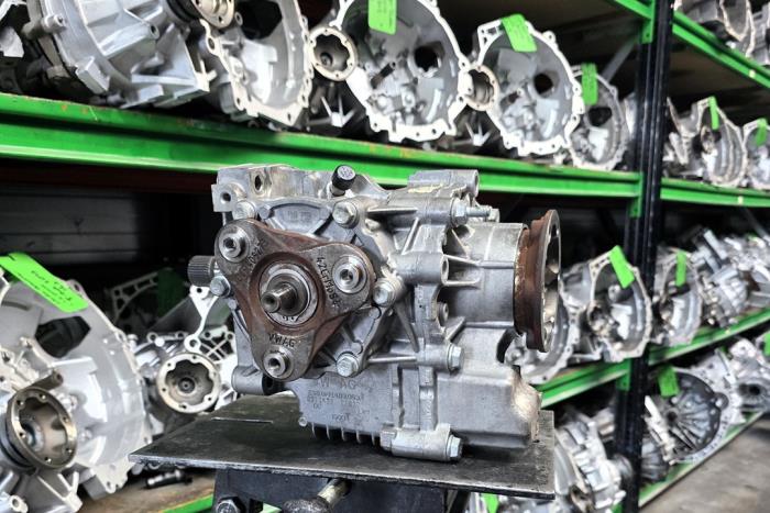 Overhauled Front differential Volkswagen T-Roc I 2.0 R TSI 16V 4Motion Price on request offered by First Transmissie