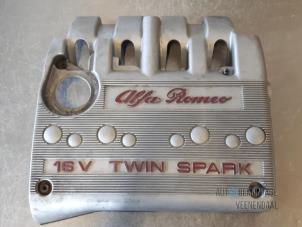 Używane Pokrywa silnika Alfa Romeo 156 (932) 1.8 Twin Spark 16V Cena € 20,00 Procedura marży oferowane przez Autodemontage Veenendaal BV
