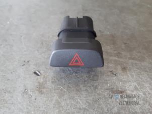 Used Panic lighting switch Ford Focus 2 1.6 16V Price € 6,00 Margin scheme offered by Autodemontage Veenendaal BV