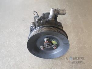 Used Power steering pump Mercedes E Combi (S210) 3.0 E-300 TD 24V Price € 50,00 Margin scheme offered by Autodemontage Veenendaal BV