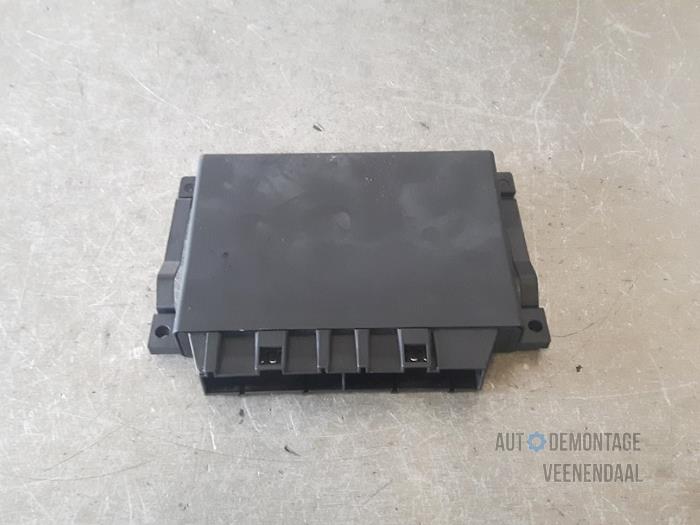 Begagnade PDC-modul Mercedes E Combi (S210) 3.0 E-300 TD 24V Pris € 35,00 Marginaltabell erbjuds av Autodeleninkleur