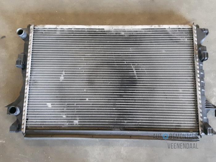 Usagé Radiateur Renault Espace (JK) 2.2 dCi 16V Prix € 24,00 Règlement à la marge proposé par Autodeleninkleur