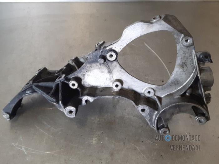 Usagé Support dynamo bas Renault Espace (JK) 2.2 dCi 16V Prix € 30,00 Règlement à la marge proposé par Autodeleninkleur