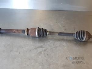 Used Front drive shaft, right Renault Modus/Grand Modus (JP) 1.4 16V Price € 31,50 Margin scheme offered by Autodemontage Veenendaal BV