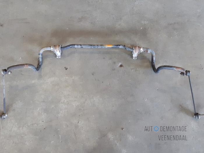 Front anti-roll bar from a Renault Modus/Grand Modus (JP) 1.4 16V 2006