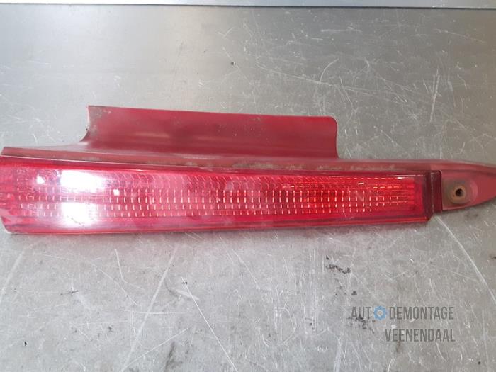 Taillight, right from a Citroën C4 Berline (LC) 1.6 HDi 16V 110 2008