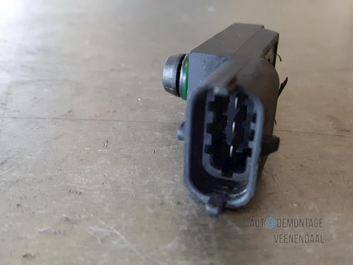 Map Sensor (Einlasskrümmer) van een Renault Laguna II Grandtour (KG) 1.9 dCi 120 2005