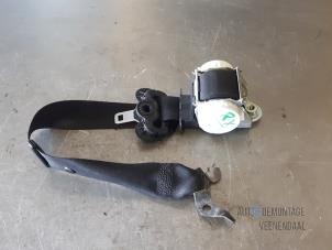 Used Front seatbelt, right BMW 1 serie (E87/87N) 118d 16V Price € 23,10 Margin scheme offered by Autodemontage Veenendaal BV