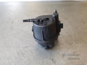 Used Fuel filter housing Peugeot 206 (2A/C/H/J/S) 1.4 HDi Price € 39,90 Margin scheme offered by Autodemontage Veenendaal BV