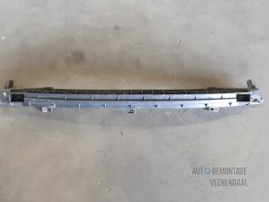 Used Rear bumper frame Peugeot 206 (2A/C/H/J/S) 1.4 HDi Price € 26,25 Margin scheme offered by Autodemontage Veenendaal BV