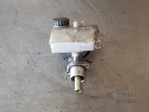 Used Master cylinder Peugeot 206 (2A/C/H/J/S) 1.4 HDi Price € 17,85 Margin scheme offered by Autodemontage Veenendaal BV
