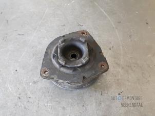 Used Front spring retainer, right Renault Modus/Grand Modus (JP) 1.4 16V Price € 26,25 Margin scheme offered by Autodemontage Veenendaal BV