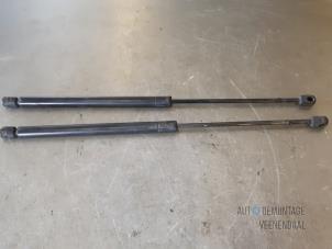 Used Set of tailgate gas struts Opel Astra G (F08/48) 1.6 Price € 10,50 Margin scheme offered by Autodemontage Veenendaal BV