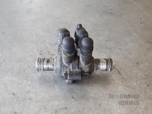 Used Electric heater valve Peugeot 206 (2A/C/H/J/S) 1.4 HDi Price € 31,50 Margin scheme offered by Autodemontage Veenendaal BV