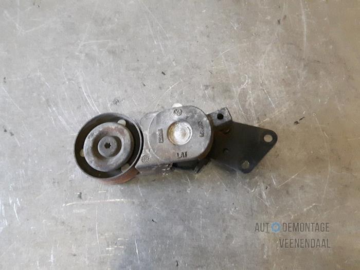 Usados Rodillo tensor correa múltiple Seat Ibiza III (6L1) 1.9 SDI Precio € 26,40 Norma de margen ofrecido por Autodeleninkleur